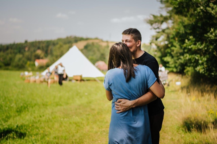 GlampingCZ - Pronájem glampingových stanů